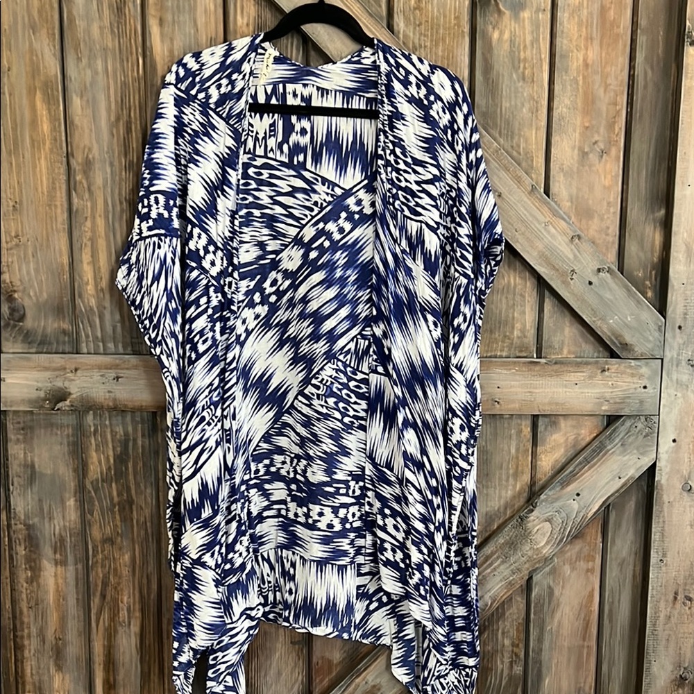Michael Stars Blue and White Asymmetrical 3/4 Sleeve Tunic